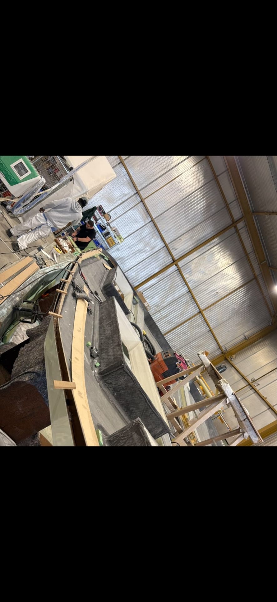 Carbon fibre hand layup — curved mould